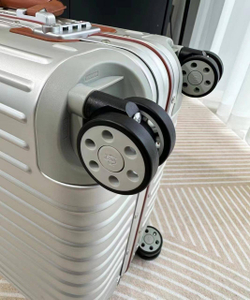 Чемодан Rimowa L