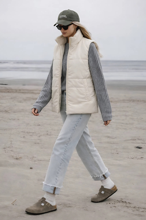 Жилет женский с воротником "HN-16" молочный