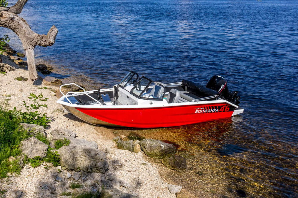 Катер Volzhanka 46 Fish