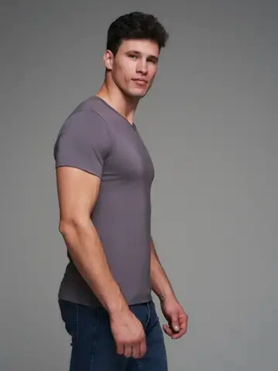 Футболка V-вырез однотонная облегающая