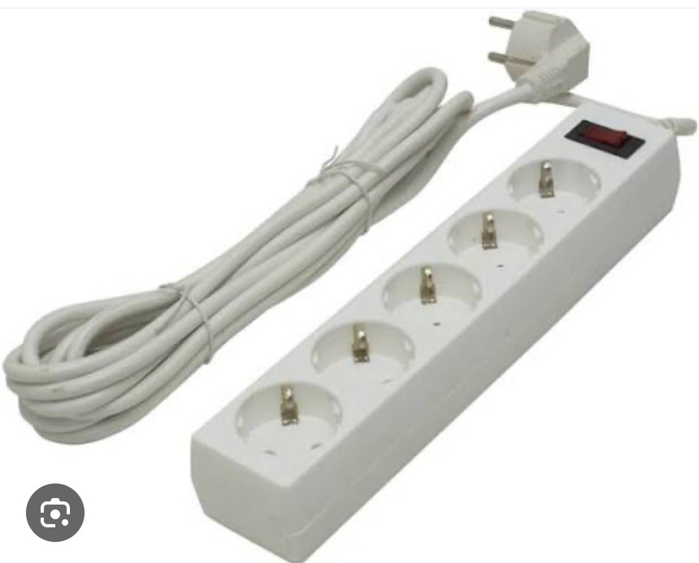 Сетевой фильтр Defender ES, 5.0м, 5 розеток, с выключателем, цвет: белый