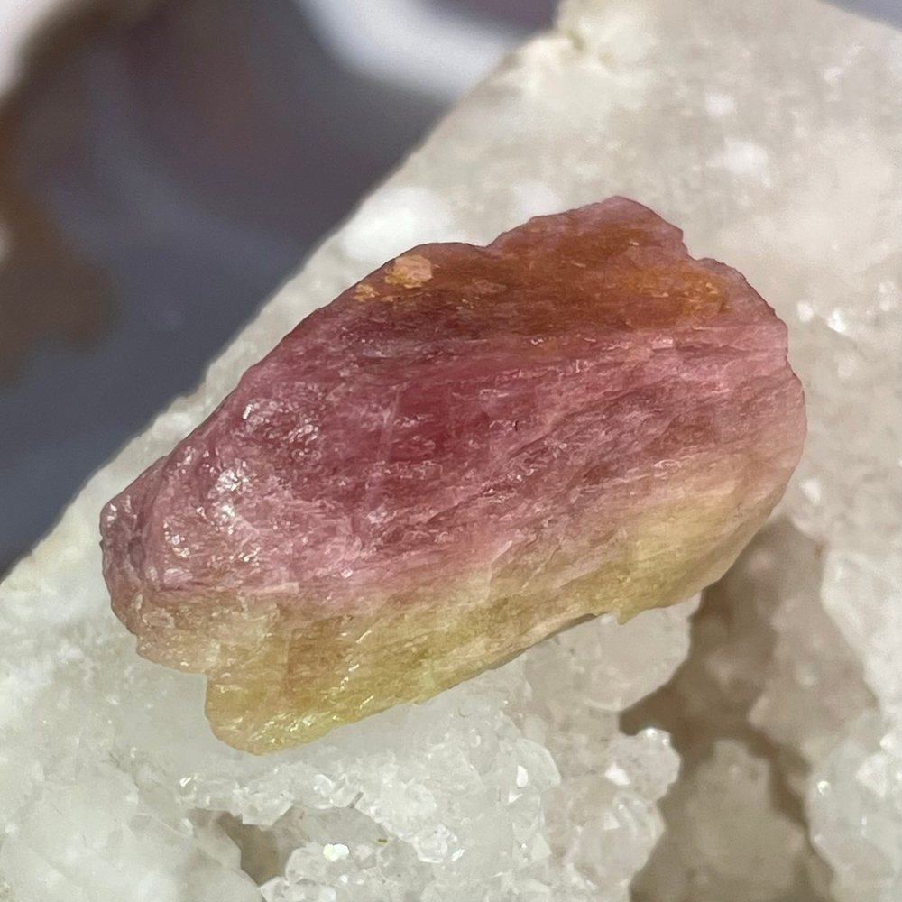 33755 Турмалин Арбузный необработанный 23мм