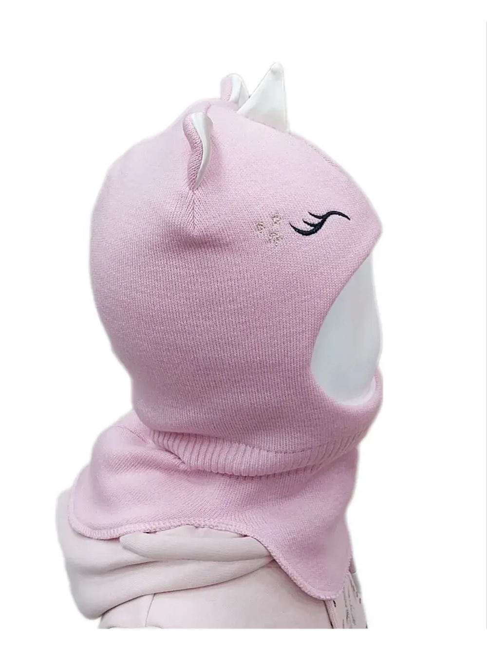 Шапка-шлем для девочки.