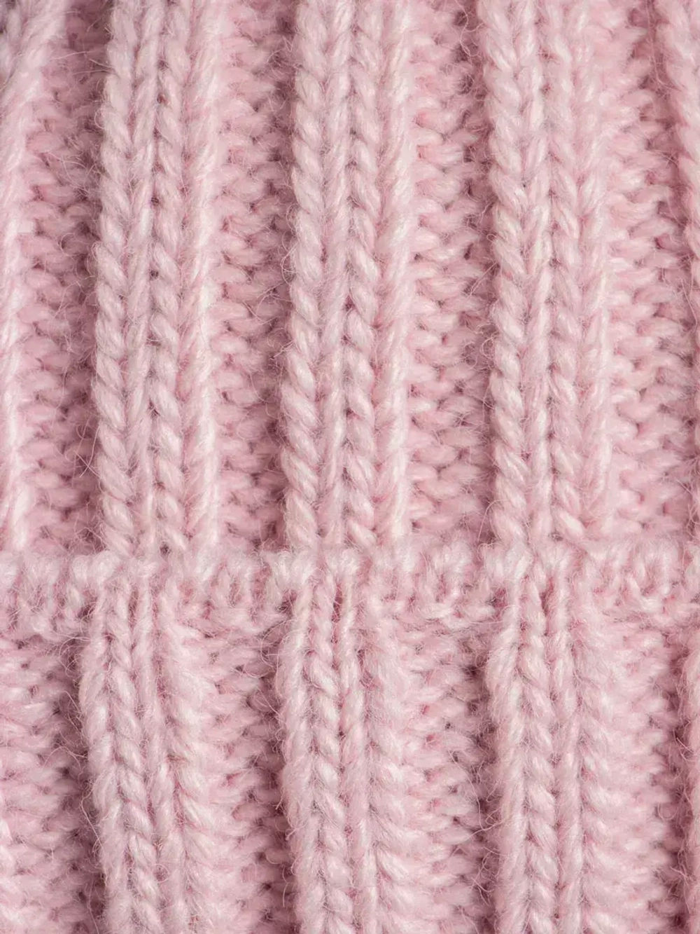 Шапка зимняя для девочки со снудом и помпонами