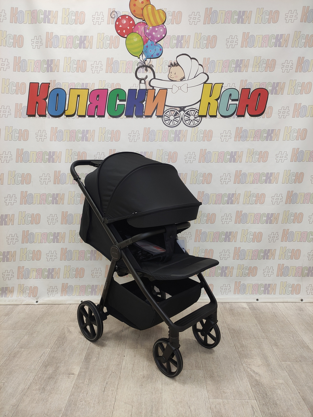 Коляска прогулочная Carrello Bravo lite CRL-5529 Piano Black