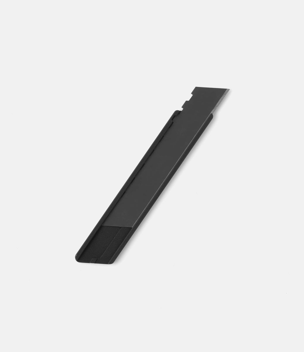 CW&T Herring Blade Aluminium Black — универсальный нож с магнитами