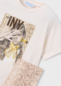 футболка с леггинсами