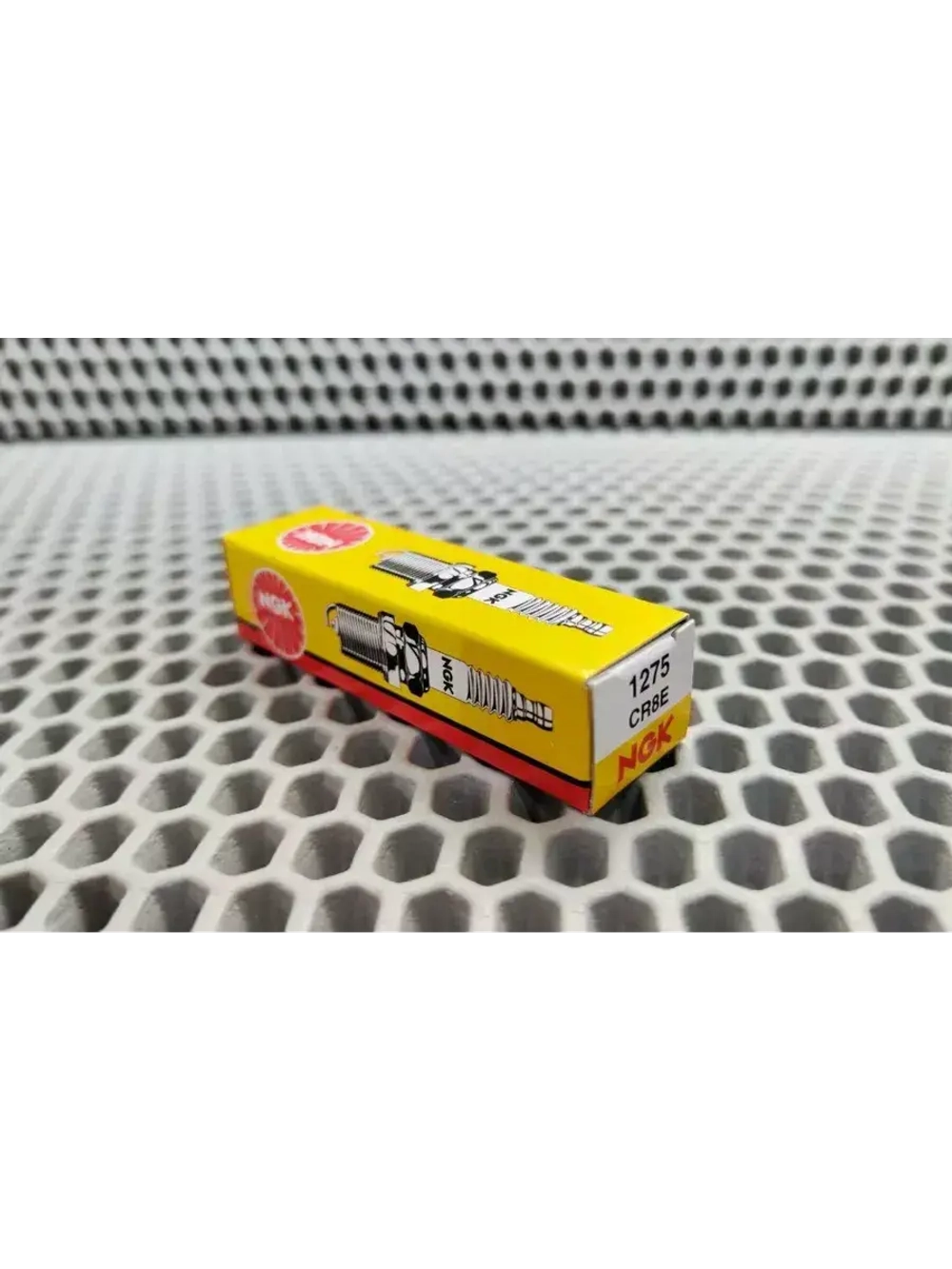 Свеча CR8E 1275