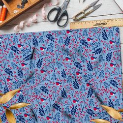 Ткань блэкаут брусника и глаза на голубом фоне