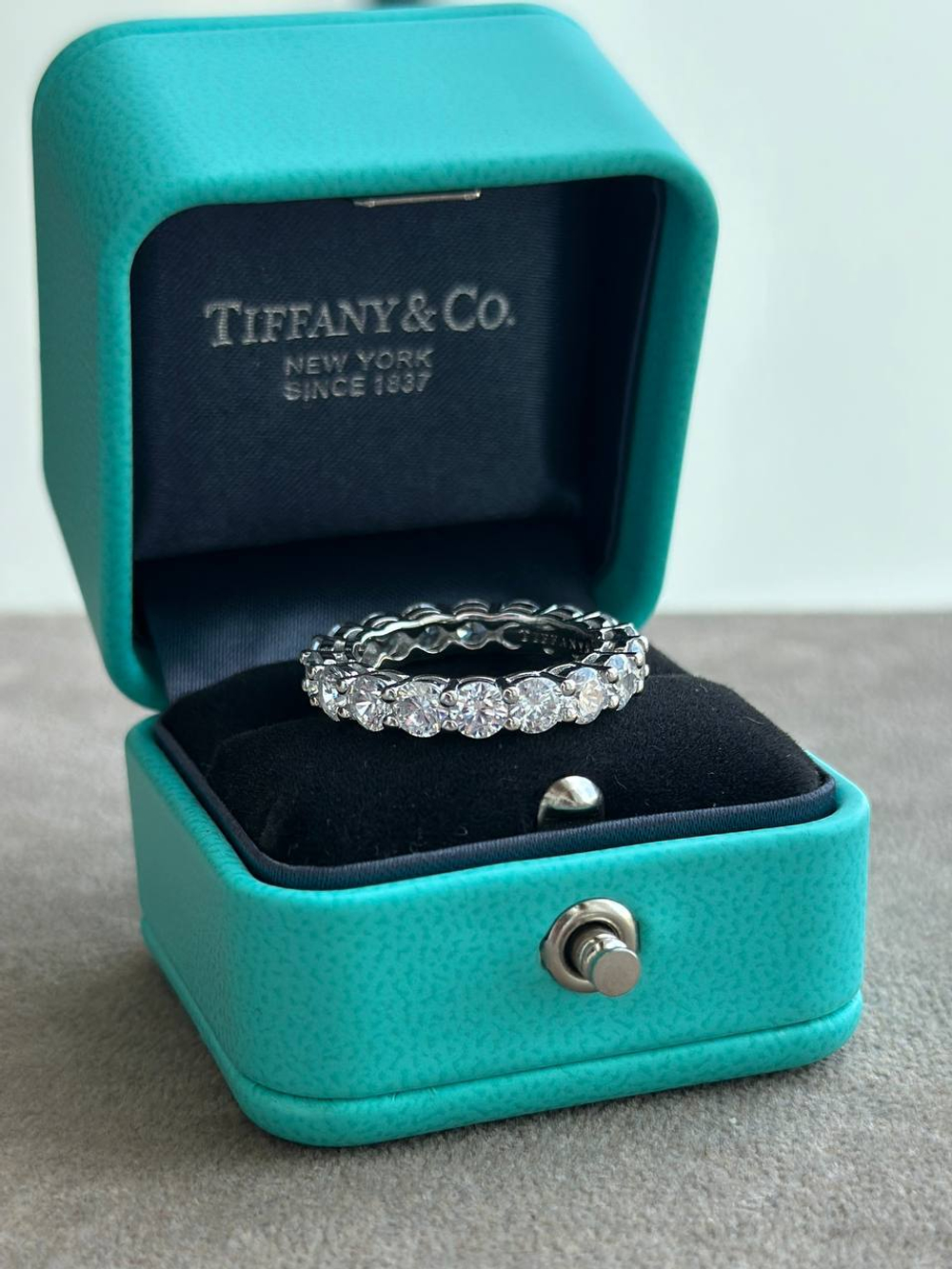 Кольцо Tiffany & Co.