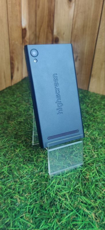 Смартфон Highscreen Pure J 256Mb/512Mb черный (Витринный)