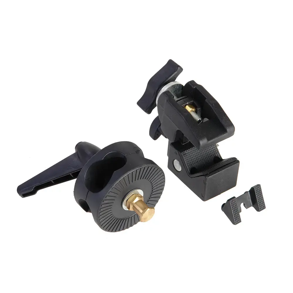 Муфта EC-28CL поворотная с зажимом