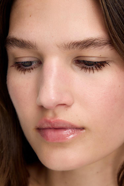 ZARA Тушь для ресниц, коричневый