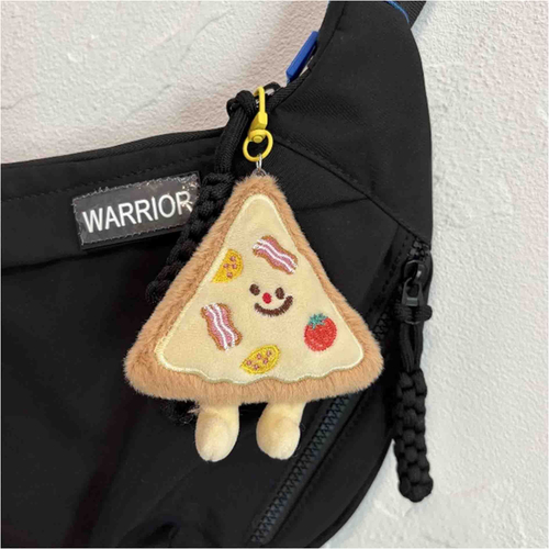 Брелок треугольный