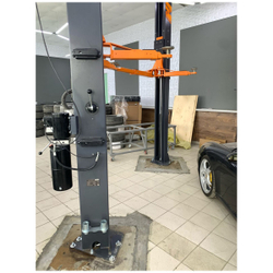 WDK-526 Подъемник двухстоечный с верхней синхронизацией 4,2 тонны, одност. разбл., 380В