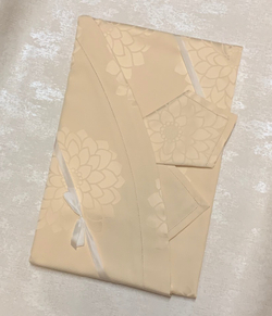 Скатерть круглая 220 и 12 салфеток Gamba 9822 Ecru сливочная