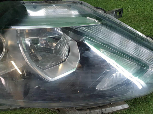 Битая Фара правая Nissan Qashqai J11 (2013-2019) галоген