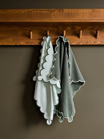 Набор кухонных полотенец с контрастным кантом зеленого цвета из коллекции trendy ruffles, 50х70 см