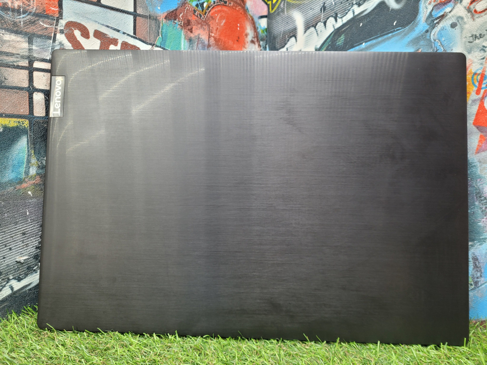 Мощный Lenovo 17.3" Ryzen 5/8GB/HDD1TB/Vega 8