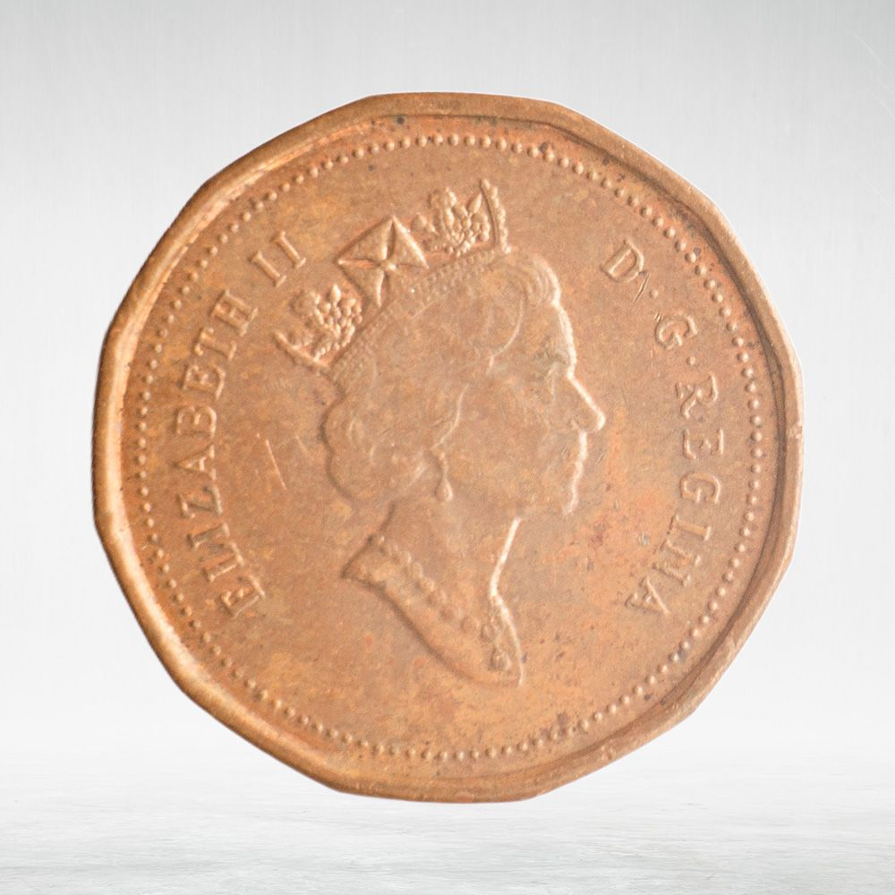 Canada, 1 Cent, 1994 – Elizabeth II (Third Portrait, 12-Sided Design), VF