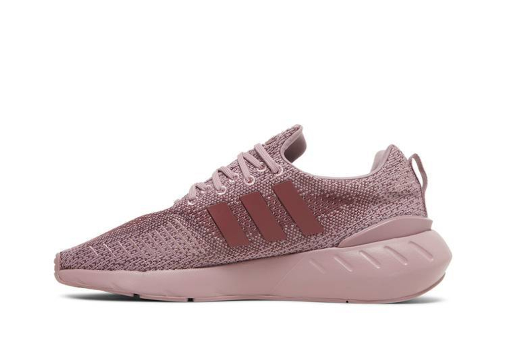 Кроссовки Adidas Originals Swift Run 22 (Женская размерная сетка)