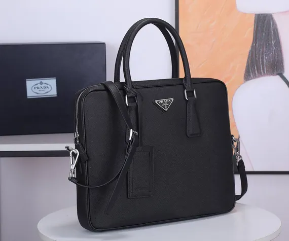 Портфель PRADA Saffiano, чёрный