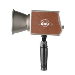 Осветитель светодиодный Falcon Eyes Retro 100R RGB аккумуляторный