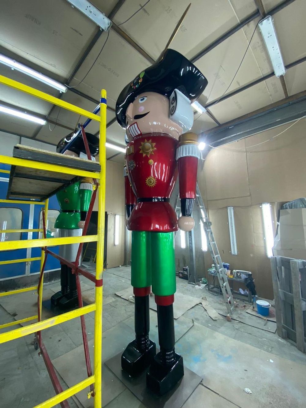 Большая фигура "Щелкунчик" солдатик