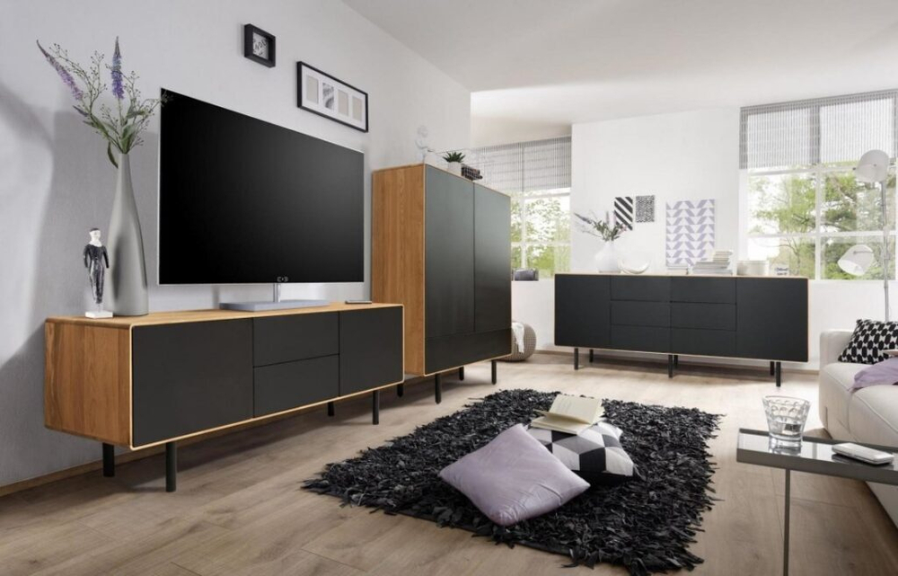 Тумба под ТВ2 из массива дуба Киото 3.2.2