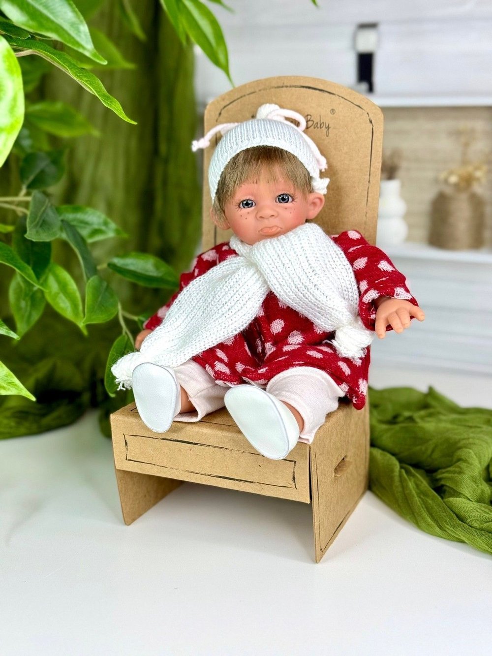 Кукла LAMAGIK мягконабивная  28см Gestito (10004)