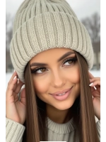 шапка вязаная теплая зимняя с отворотом стильная