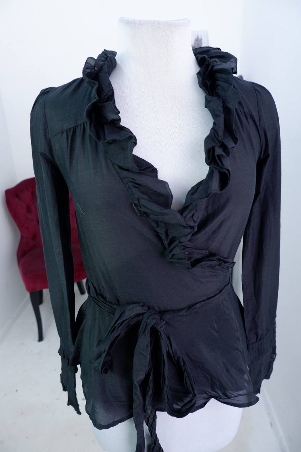 Блузка Zara практичная, маркировка S, визуально на 44 размер