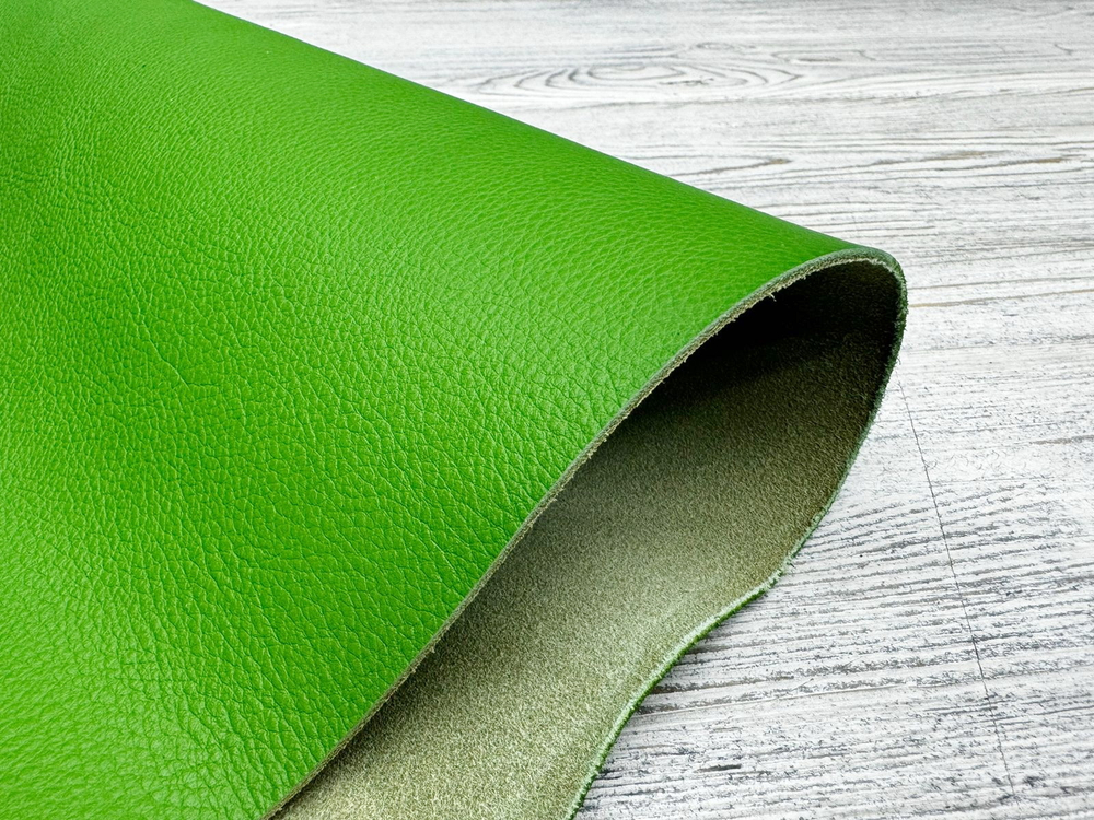 Vacchetta Classic Extra Green (1,6-1,8 мм), цв. Зеленый, кожа