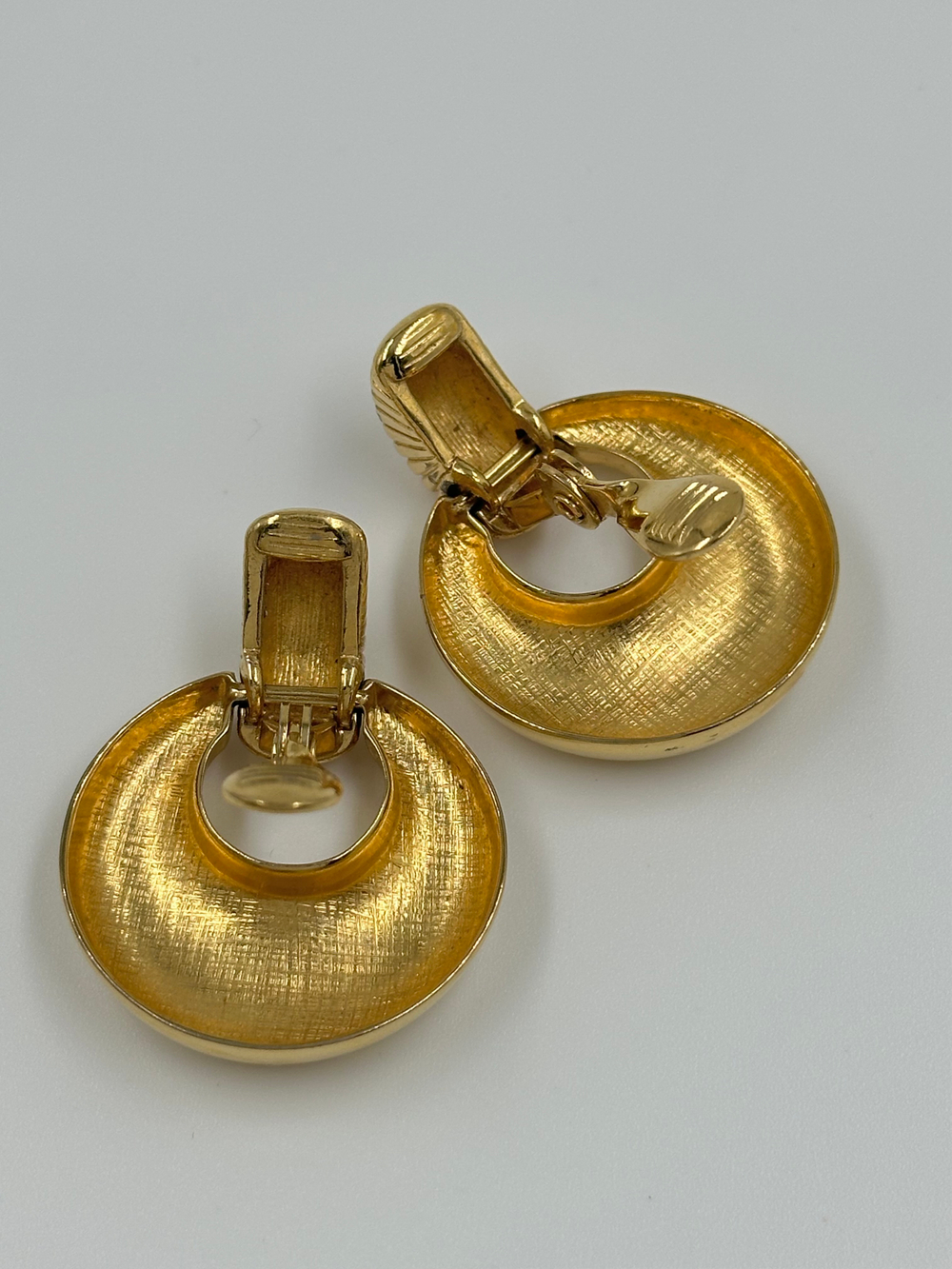 Клипсы в стиле door-knocker Monet