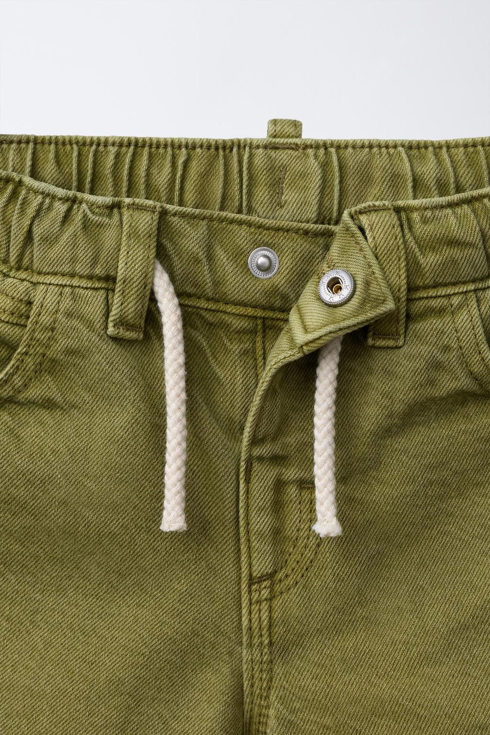 ZARA БЕРМУДЫ ИЗ САРЖИ В КЛЕТКУ С КАРМАНАМИ, ХАКИ