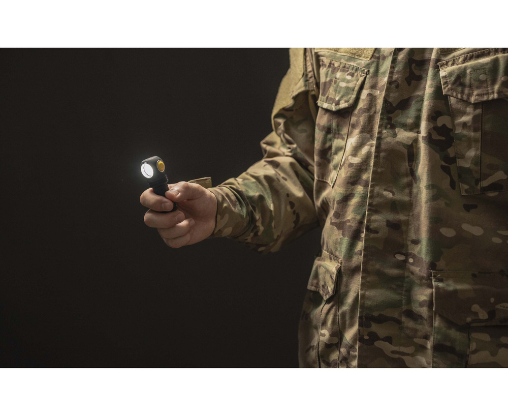 Фонарь с красно-зеленым и белым светом Armytek Wizard C1 WRG [F10601C]