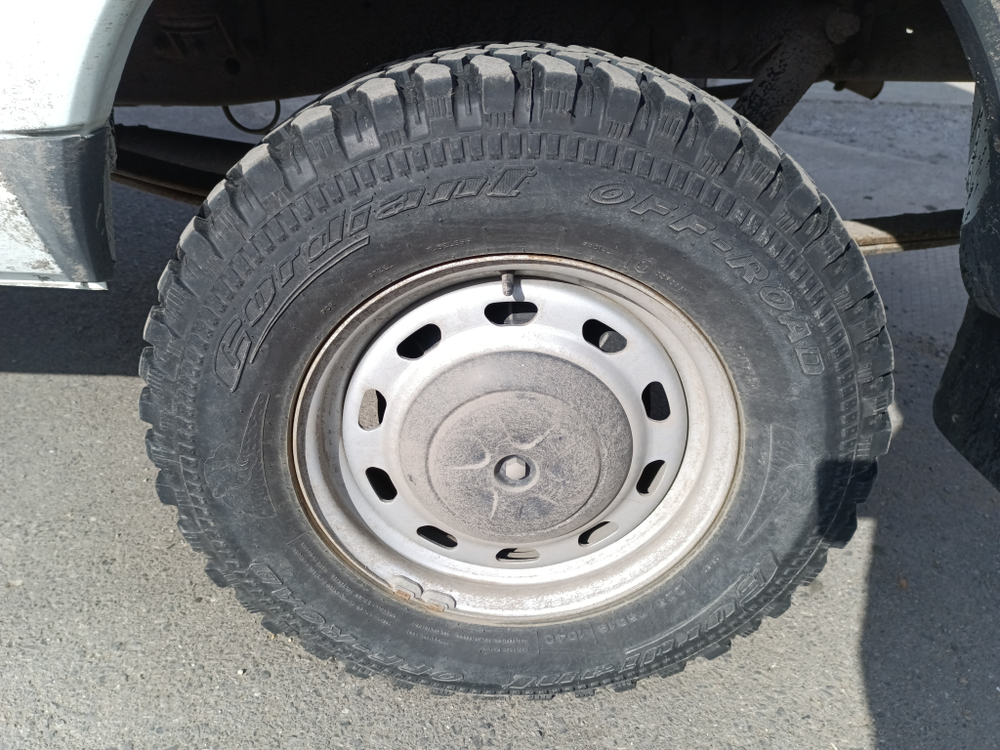 GAZ SOBOL Цельнометаллический 27527 (Бензиновый, 2,7 л, 107 л.с, 4WD)