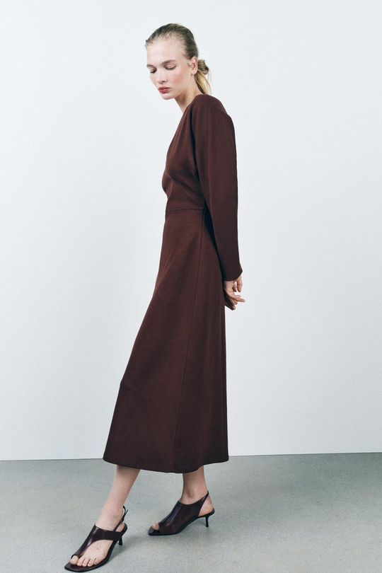 ZARA ПЛАТЬЕ МИДИ С БЛОКИРОВКОЙ, ЦВЕТ БУРГУНДСКОГО ВИНА
