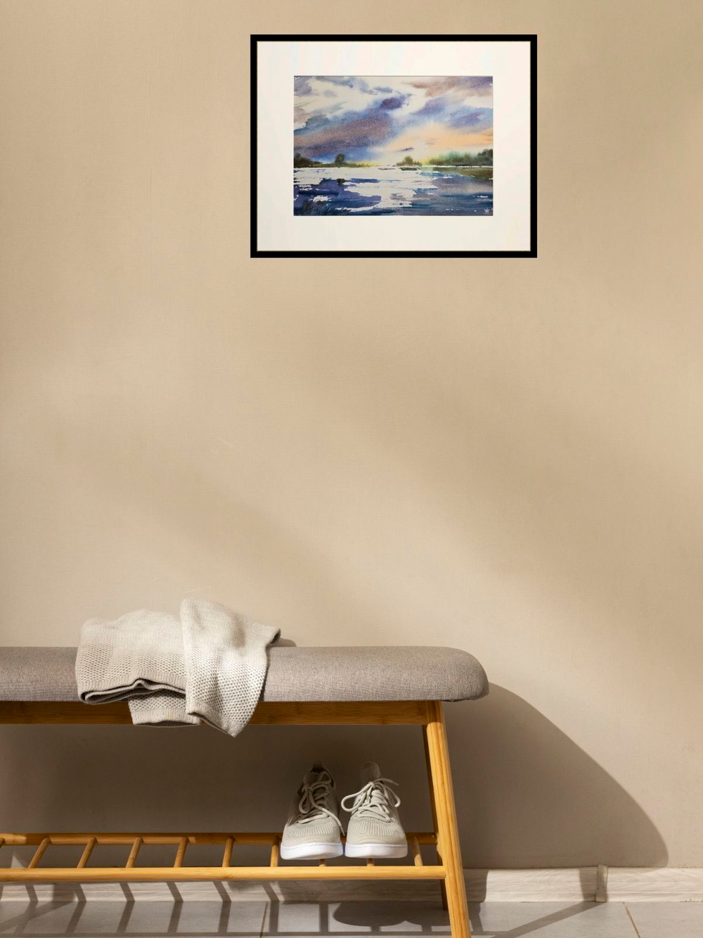 Картина авторская акварельная в паспарту 30х40 см на стену для интерьера "Отражающая свет..."