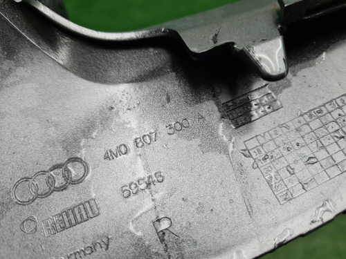 Накладка переднего бампера Audi Q7 2 19-нв S-line