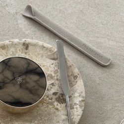 Phymongshe Шпатель металлический для нанесения косметических средств Ritual Spatula