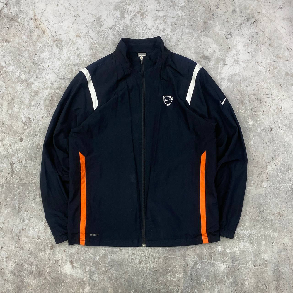 Ветровка Nike