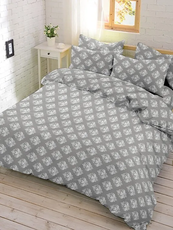 Постельное бельё 1,5 сп Бояртекс 145х215, 145х215, 70х70см 2 шт микрофибра 65г/м, полиэстер 100%