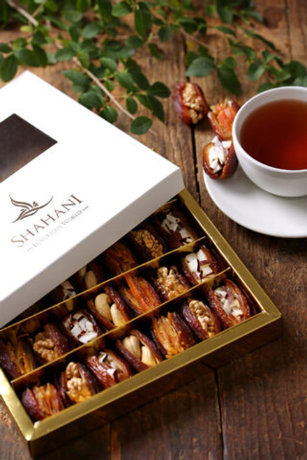 Подарочный набор фиников Shahani Majool с имбирем и цукатами 21 шт 80210186 Иран