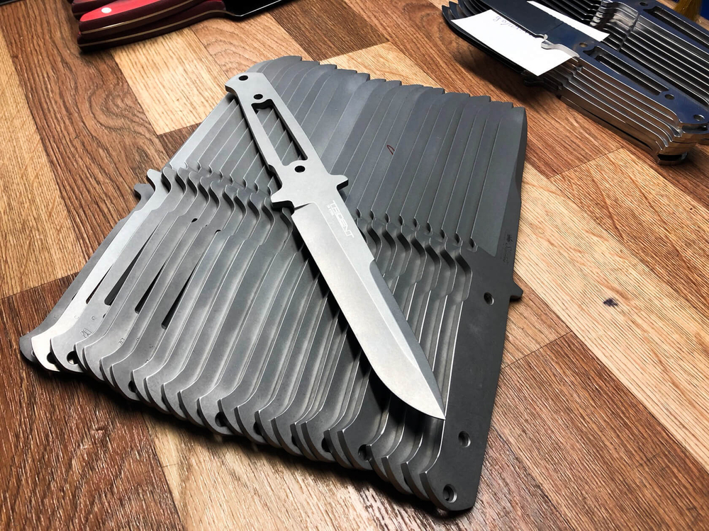 Тактический нож Trident D2 Stonewash