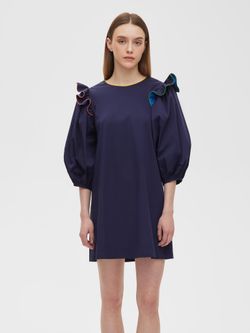 Платье с воланами темно-синего цвета с разноцветной отделкой