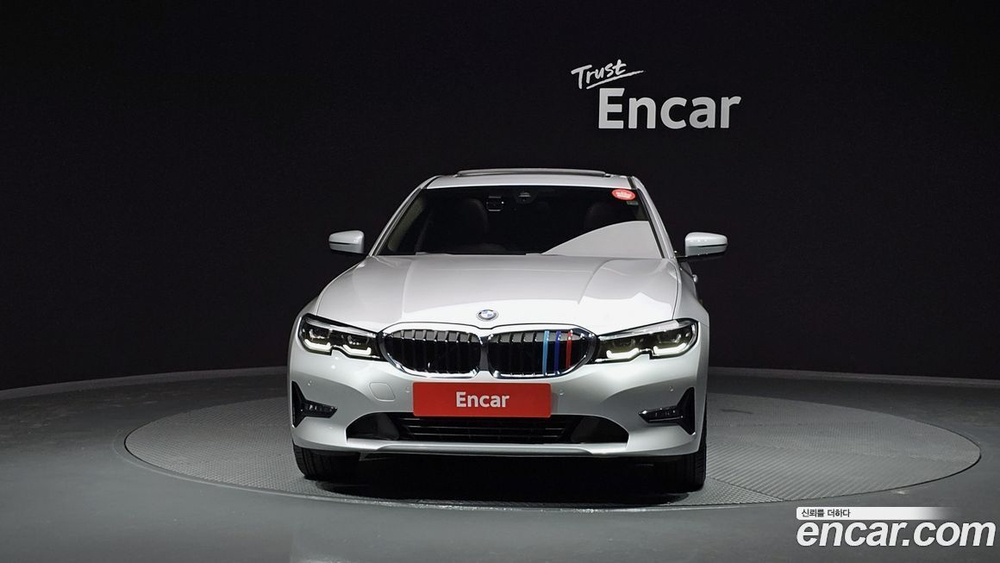 BMW 3 Series (G20) 330e (07.2020)
