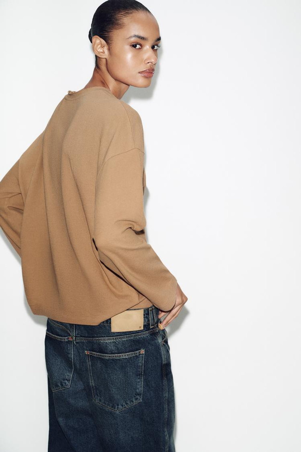 ZARA ФУТБОЛКА С ДЛИННЫМИ РУКАВАМИ, МЯГКИЙ КАШТАНОВЫЙ