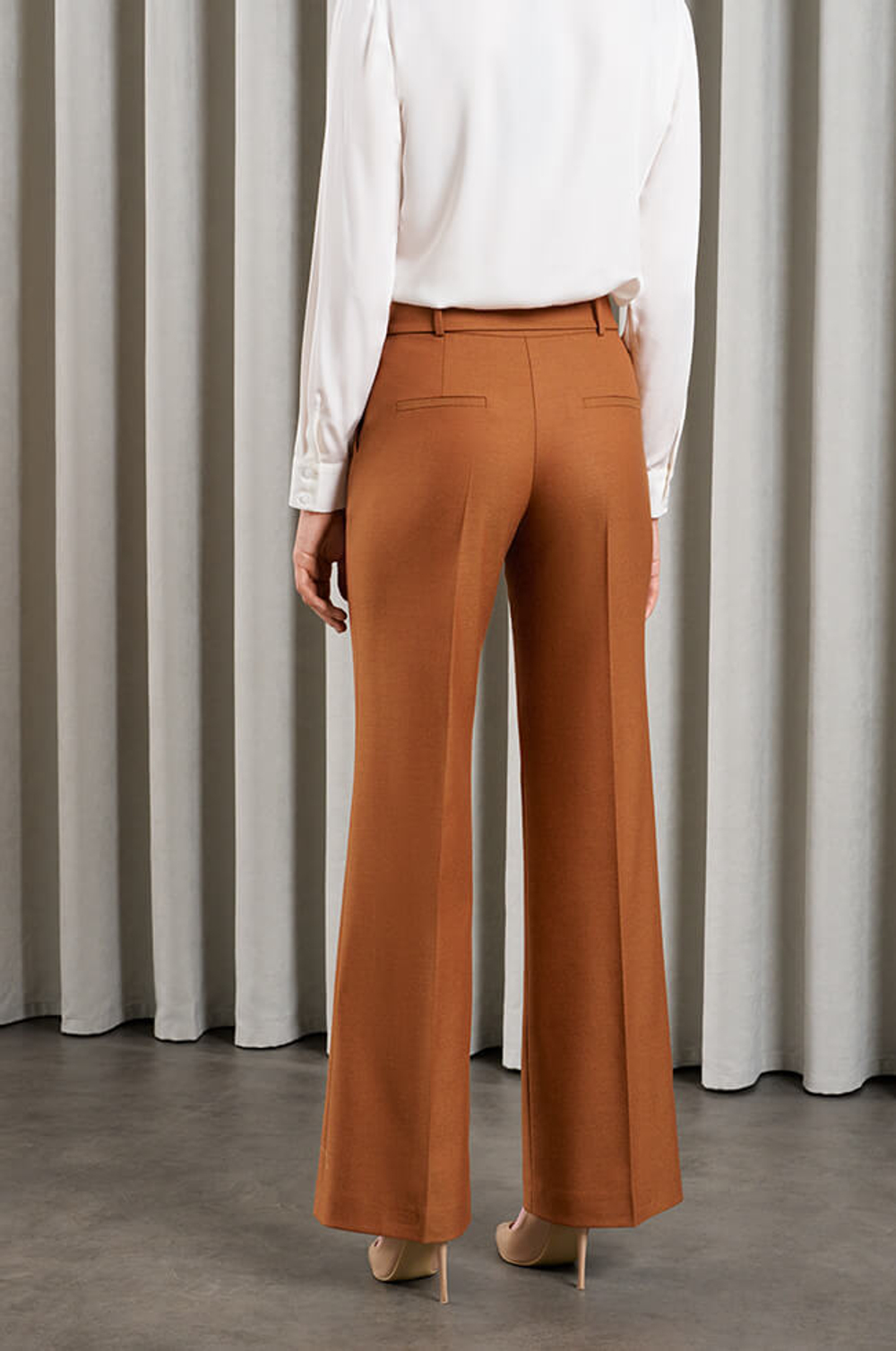 31026 Брюки женские (карамельный)
