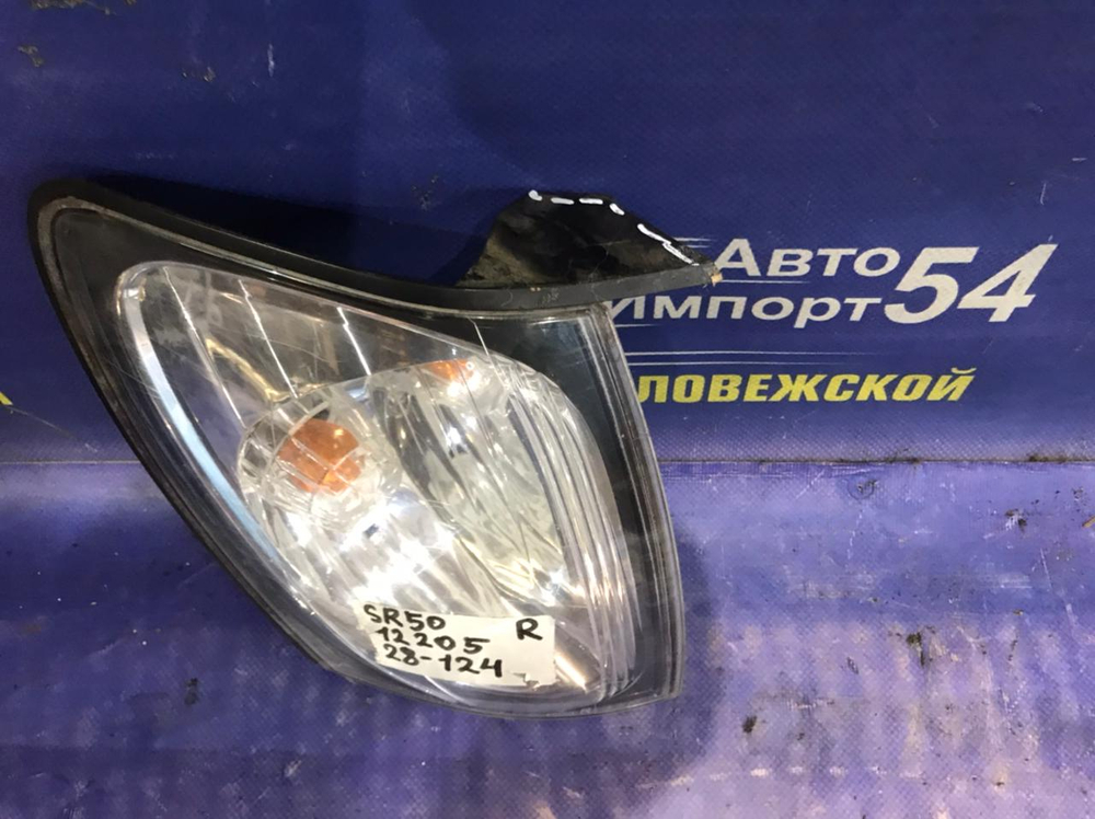 Габарит правый TOYOTA TOWNACE NOAH 1998-2001